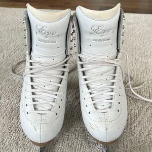 JACKSON Ultima EVO Figure Skates Size 5R